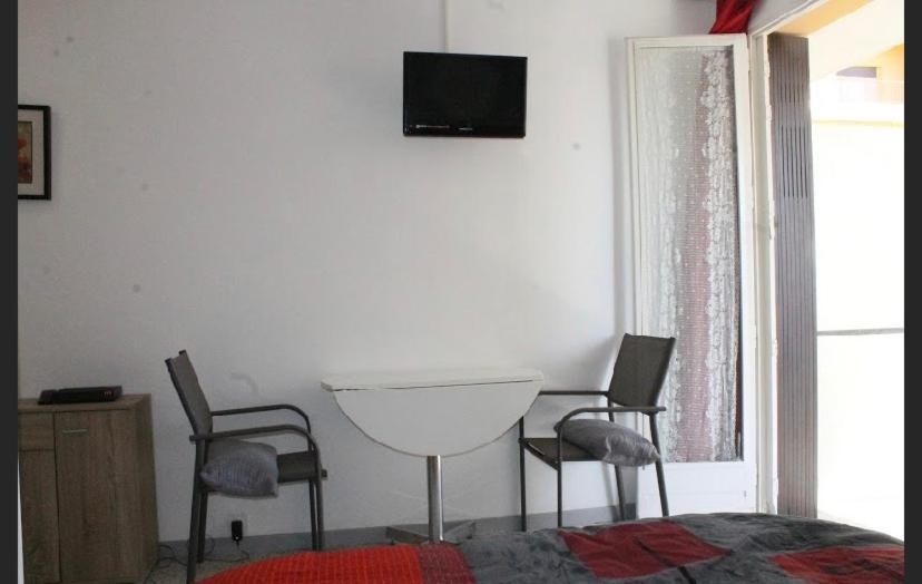 Agreable Studio, Belle Terrasse, Parking Prive, 2 Etoiles 바라뤽레벵즈 외부 사진